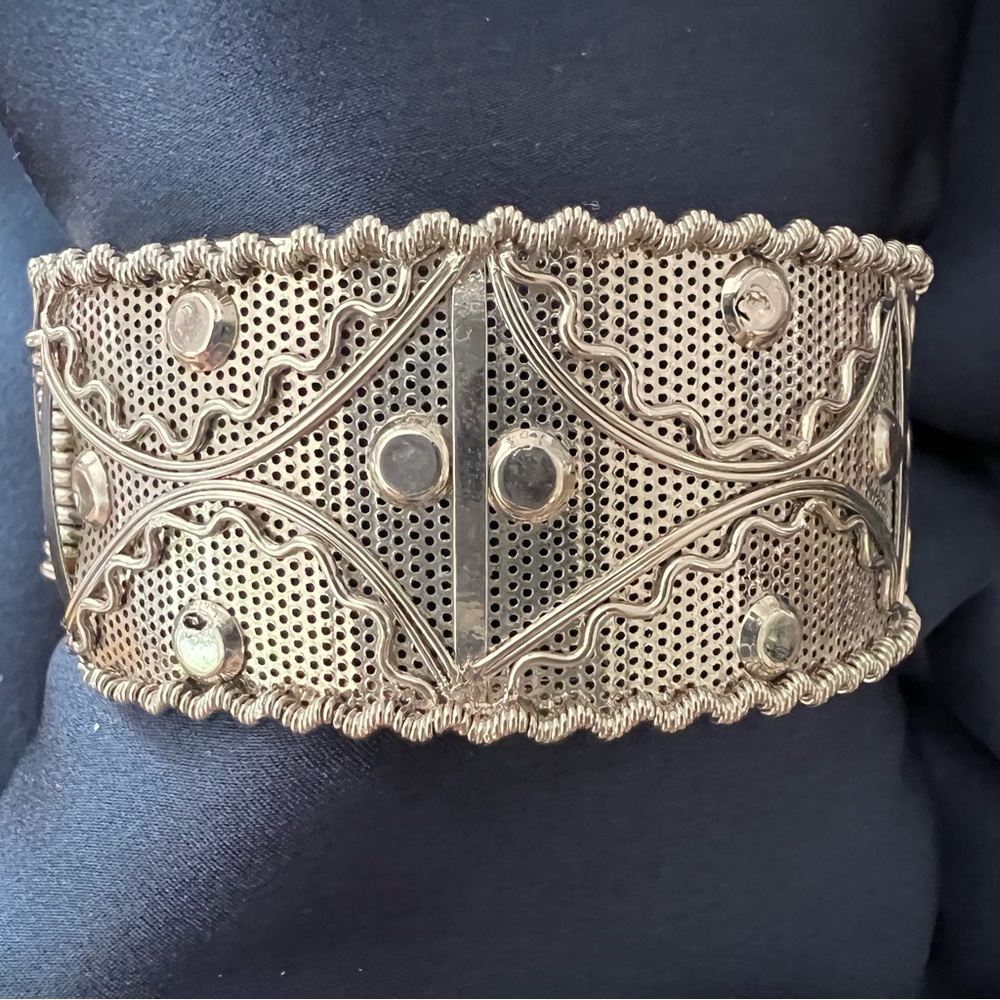 Cuff Silvertone Bracelet